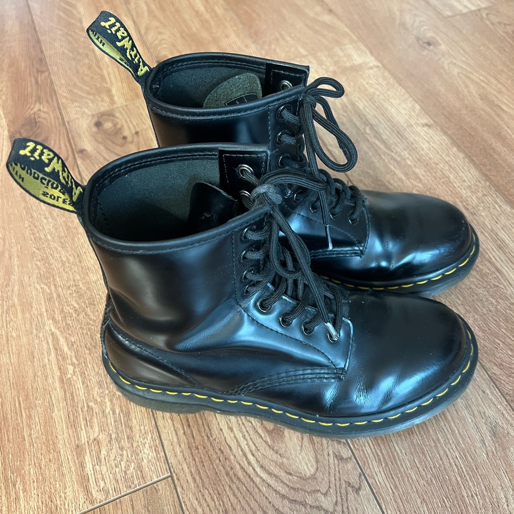 Dr. Martens Women’s 1460 Smooth Leather Lace Up Boots